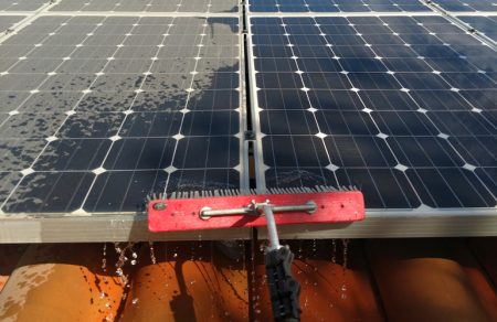 Čiščenje solarnih panelov 2